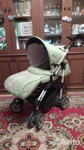 Прогулочная коляска трость