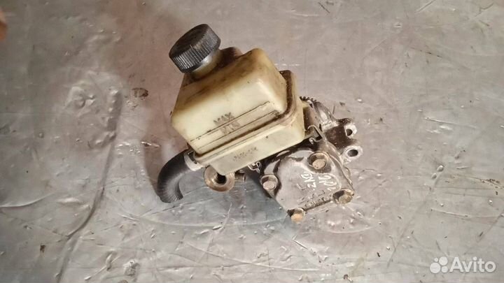 Насос гидроусилителя руля Mazda Premacy CP 2000