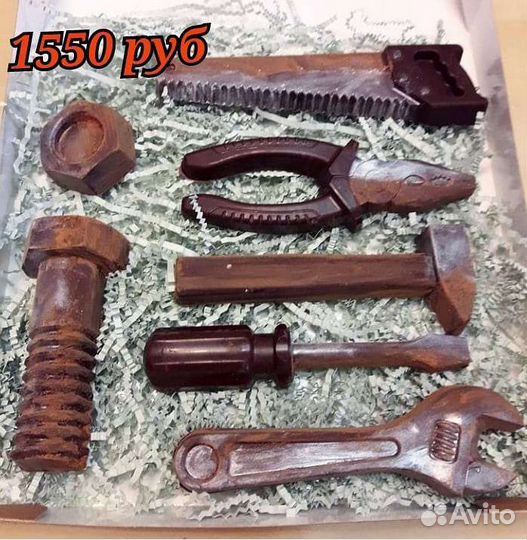 Подарок мужчине шоколадные инструменты