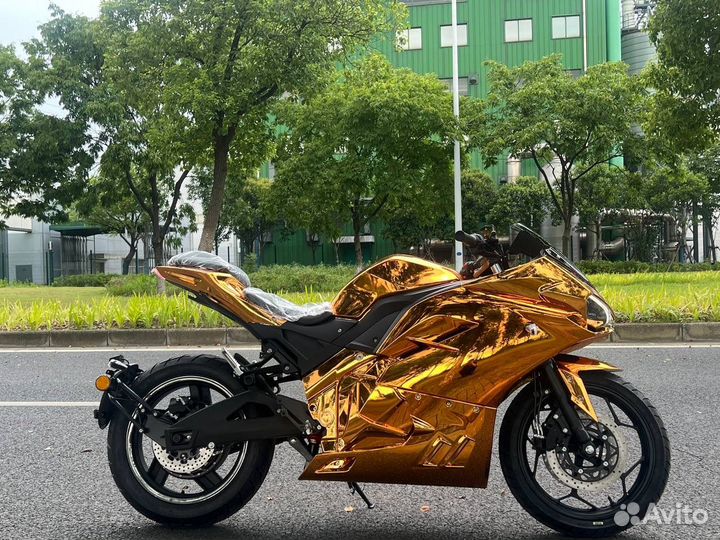 Электромотлцикл Ducati panigale
