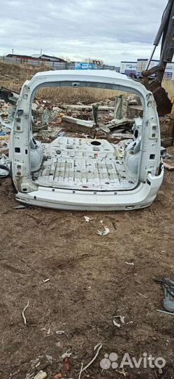 Дверь задняя левая ларгус