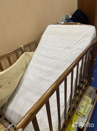Детская кроватка