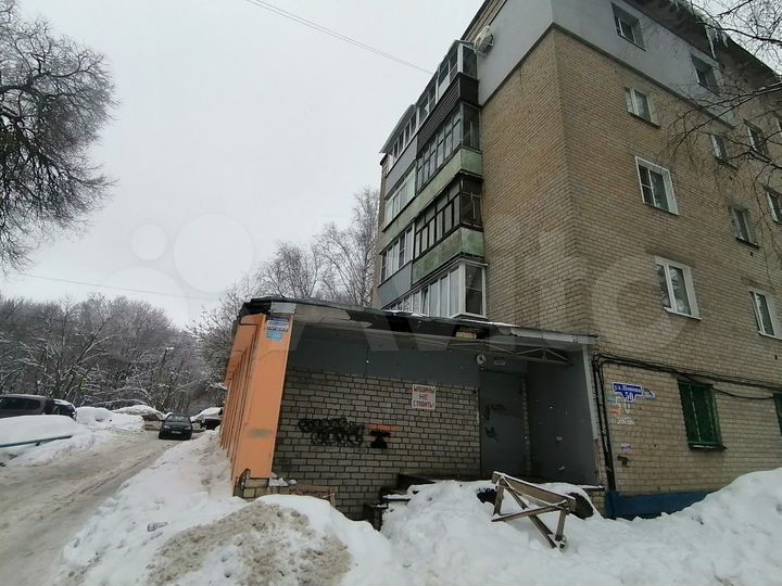 Магазин на первой линии, на Западной поляне,180 м²