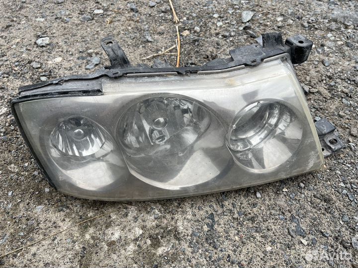 Фара правая Nissan Gloria/Cedric Y34