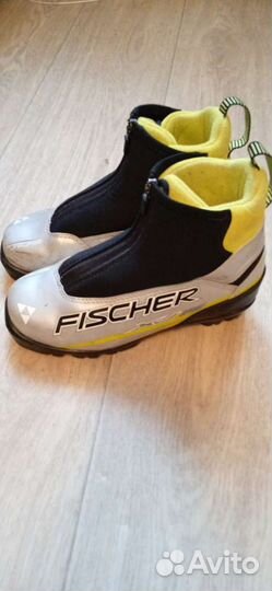 Лыжные ботинки fischer классические размер 35
