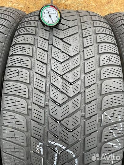 Pirelli Scorpion Winter 275/45 R21