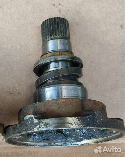 Фланец на 5ст МКПП WV polo 2020г