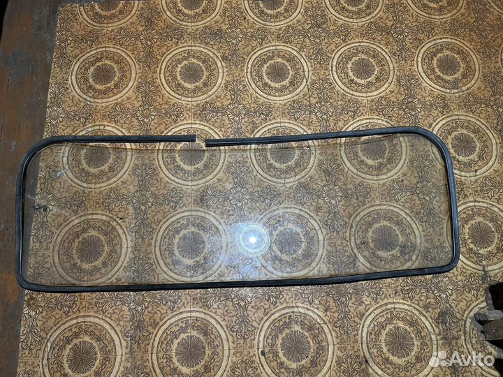 Лобовое стекло УАЗ 469