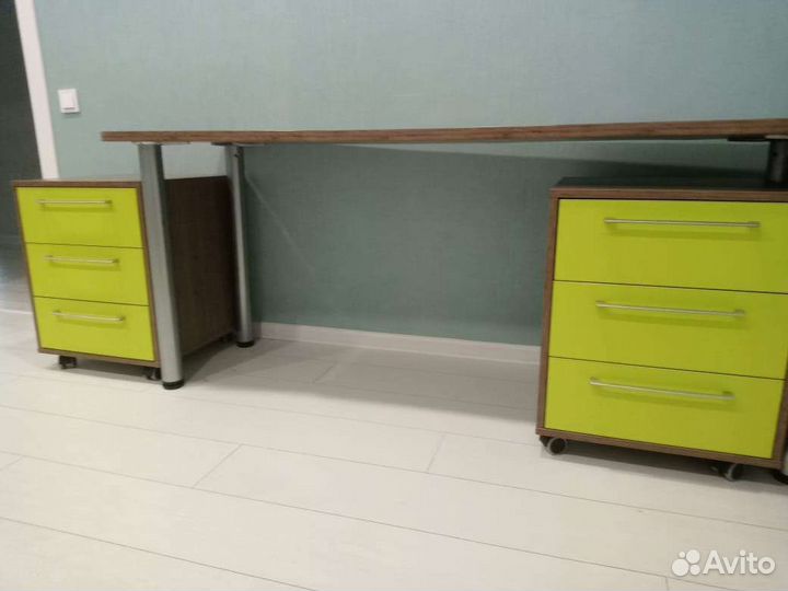 Комплект мебели для детской