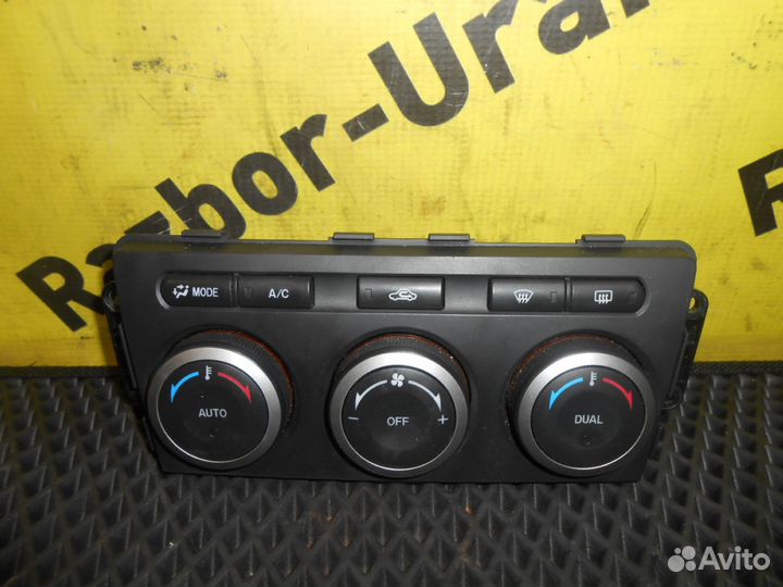 Блок управления климатом Мазда 6 GH