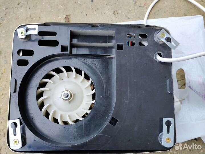 Сушилка для рук G-teq 8828 MC