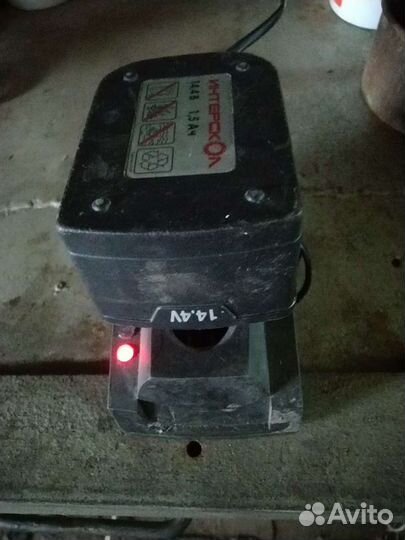 Зарядное устройство для шуруповерта