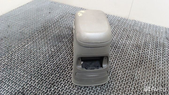 Консоль салона Hyundai Santa Fe, 2002