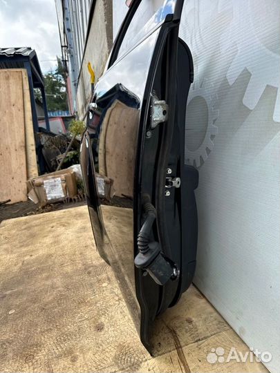 Дверь задняя правая Mitsubishi Outlander XL