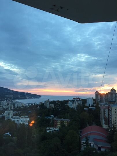 2-к. квартира, 58 м², 8/10 эт.