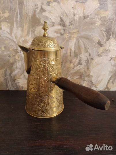 Кофеварка бронзовая