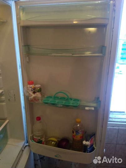 Холодильник Стинол двухкамерный