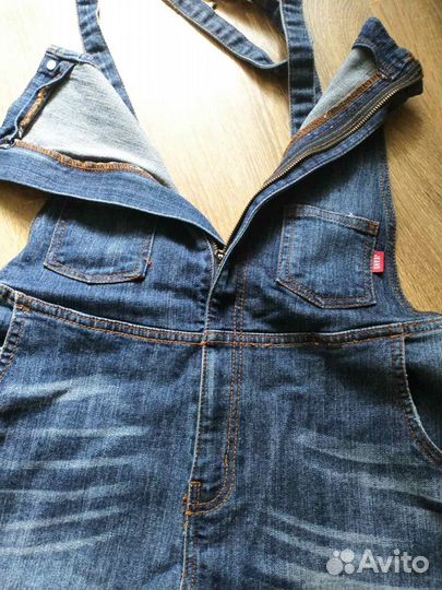 Комбинезон джинсовый новый