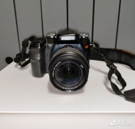 Зеркальный фотоаппарат Sony Alpha dslr-A100
