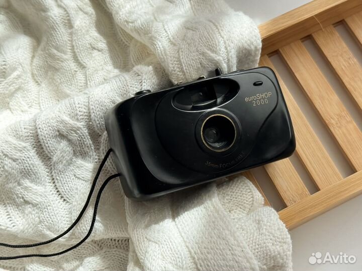 Плёночный фотоаппарат euroshop 2000