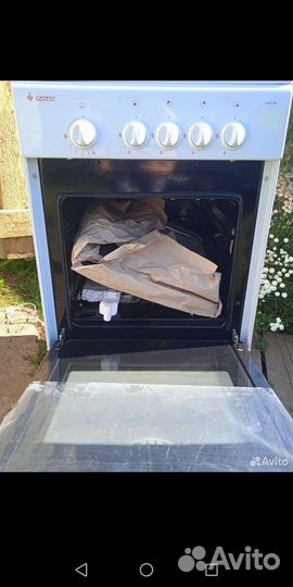 Продам новую газовую плиту Гефест