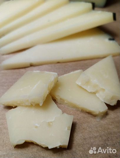 Натуральный твёрдый сыр Канестрато