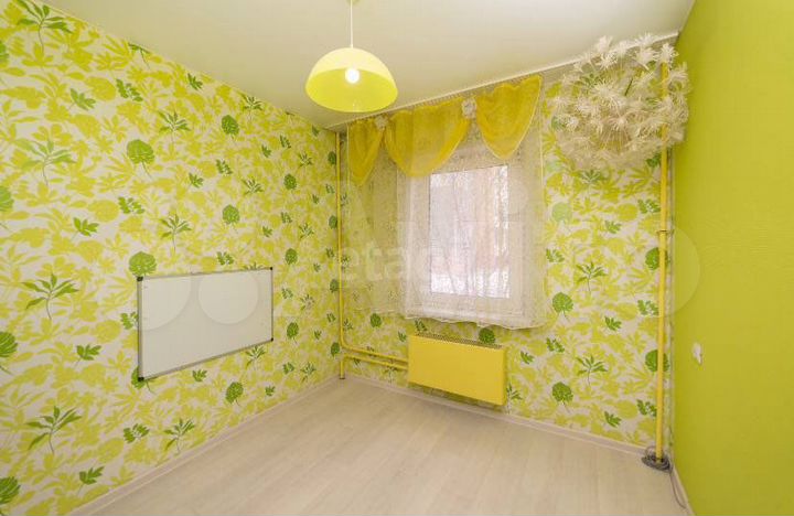 3-к. квартира, 80 м², 1/10 эт.