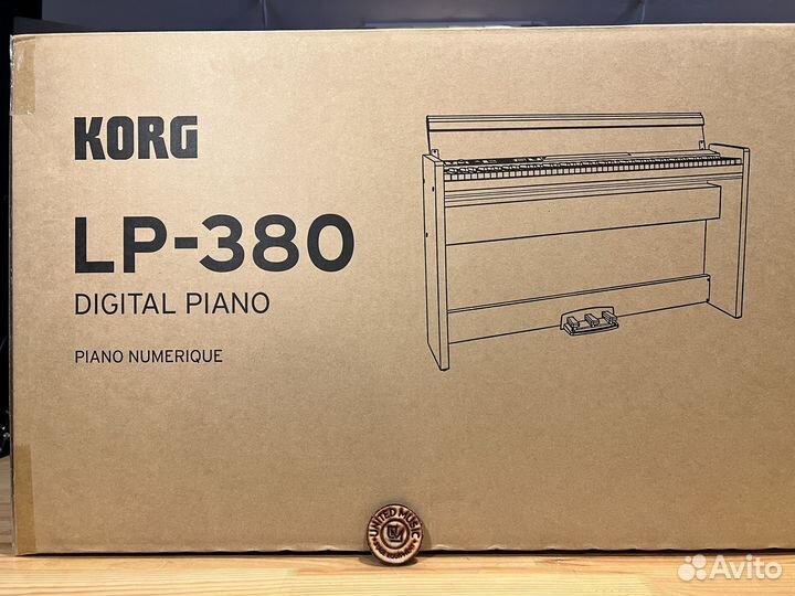 Korg LP380-BK-U