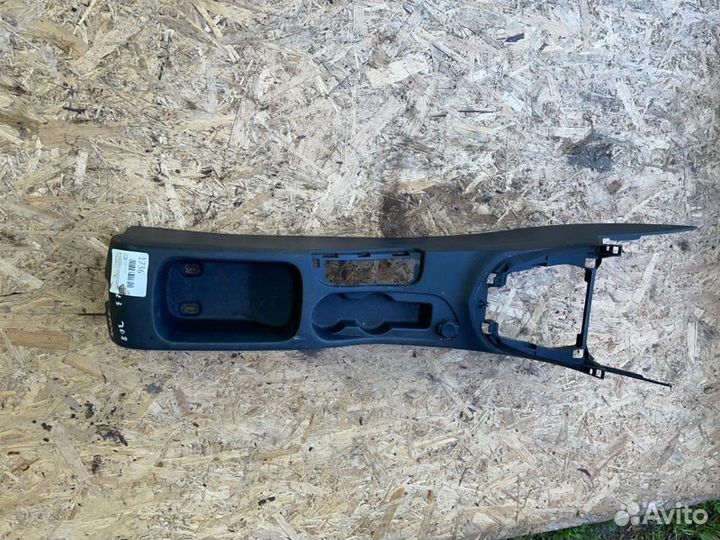 Консоль кпп Peugeot 308 хейчбек EP6 2011