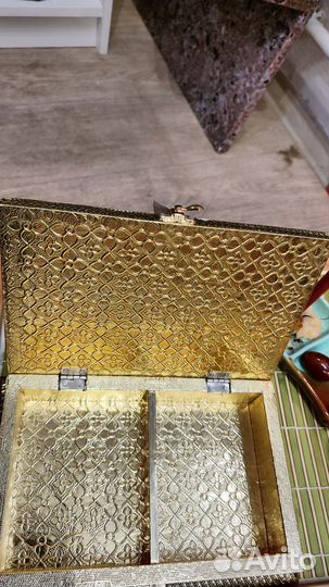 Шкатулка золотая Индия