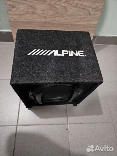Сабвуфер Alpine SBE1044BR