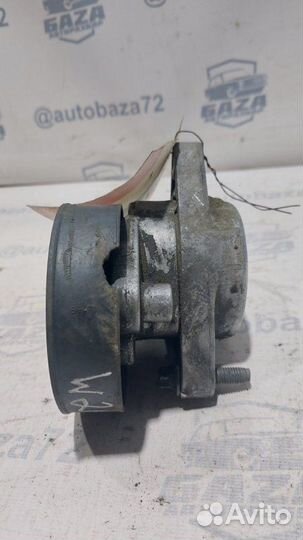 Кронштейн обводного ролика Mercedes E-Class W210