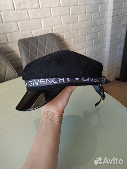 Кепка женская (берет)