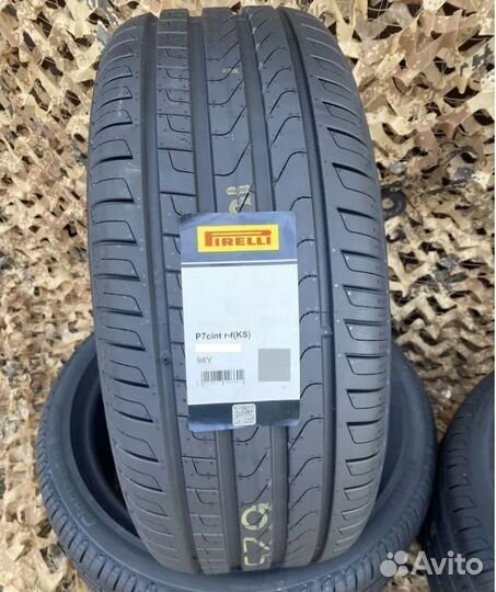 Pirelli Cinturato P7 245/45 R17 95Y