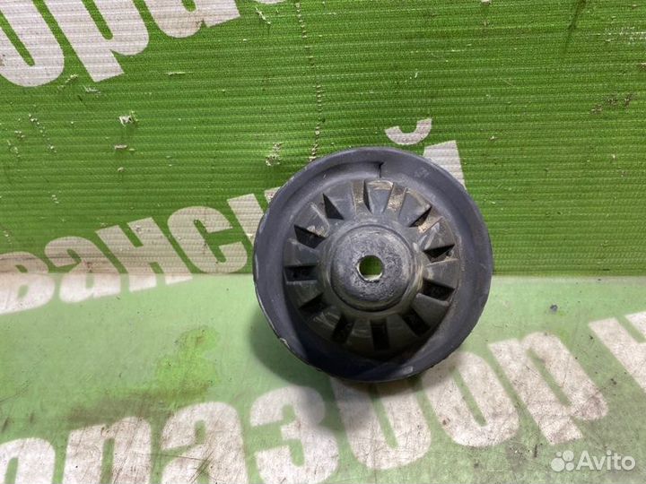 Опора пружины задняя Nissan Skyline PV36 VQ35HR