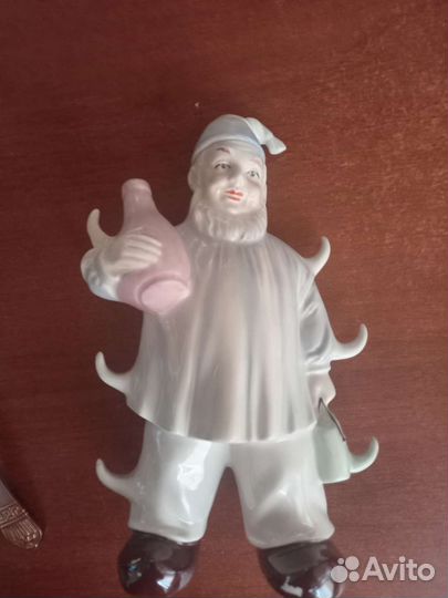 Фарфоровый штоф