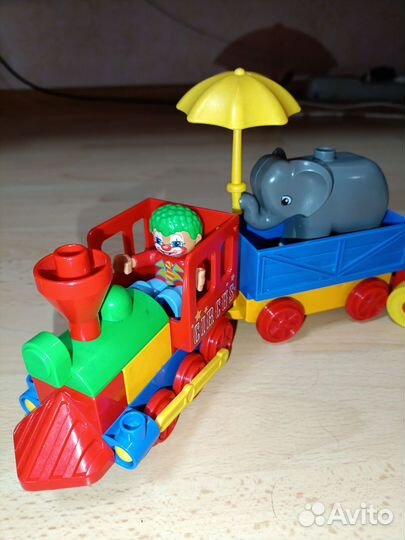 Lego duplo цирковой паровозик