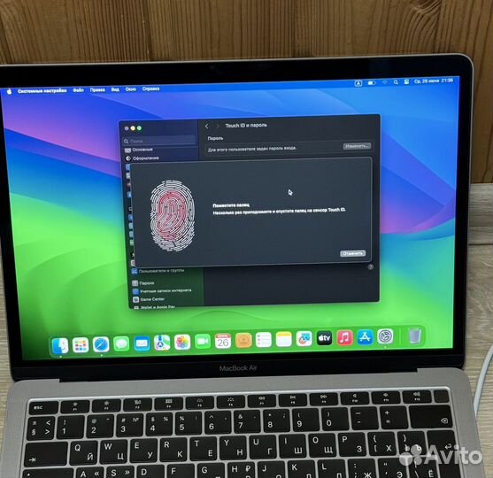 MacBook Air 13 2019 i5/8/128gb