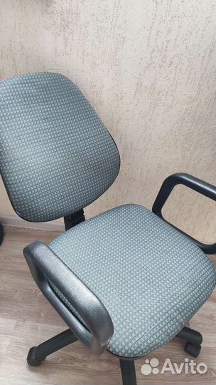 Компьютерное кресло