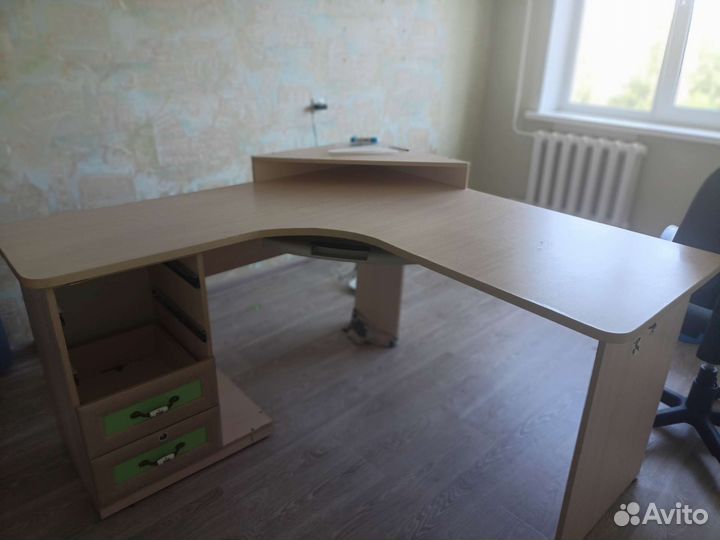 Компьютерный стол бу бесплатно