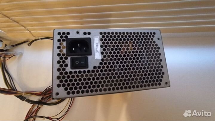 Блок питания FSP PNR 550W