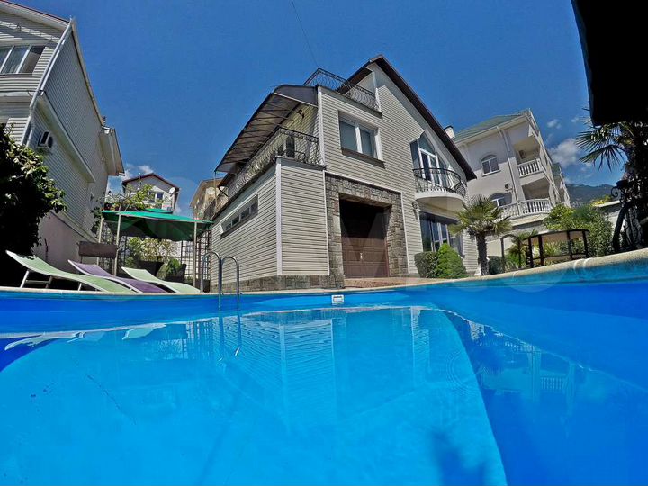 Дом 150 м² на участке 4 сот.