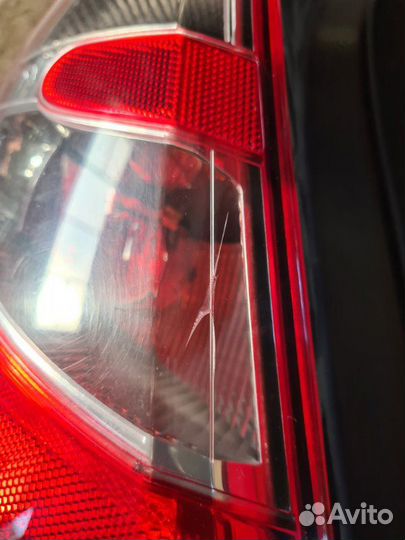 Фонарь задний левый Renault Sandero 1 2012