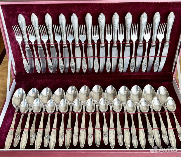 Мельхиор Кольчугино новый столовый набор 60 приб