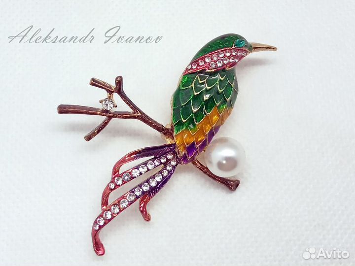 Брошь птица