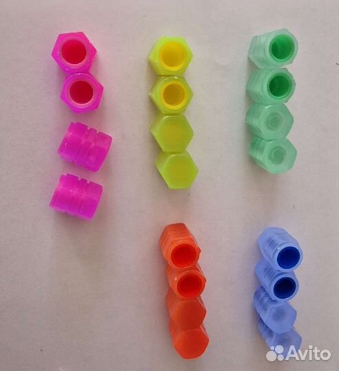 Колпочки на нипель,фосфорные светятся