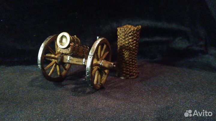 Оловянные фигурки