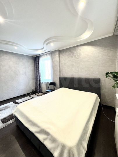 2-к. квартира, 71,1 м², 5/17 эт.