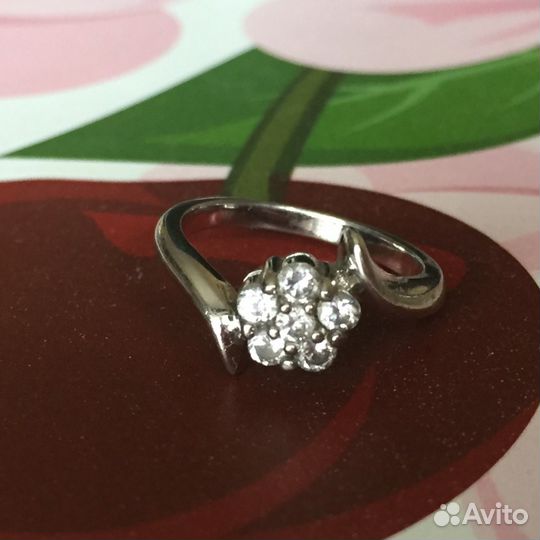 Серебряное кольцо 925 пробы