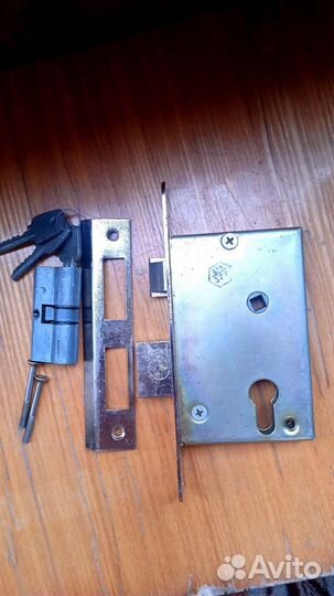 Дверной замок